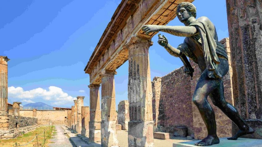 Escursione a Pompei e Vesuvio in barca da Capri